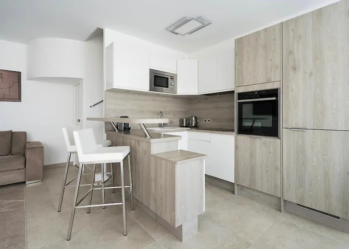 Duplex Luxueux 5 étoiles Avec Terrasse *