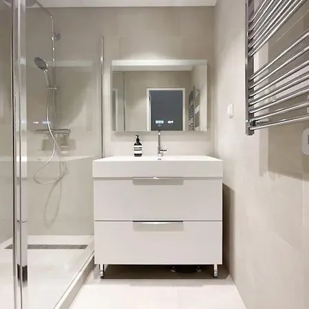 Duplex Luxueux 5 Etoiles Avec Terrasse *