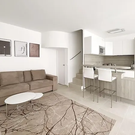 شقة Duplex Luxueux 5 Etoiles Avec Terrasse *